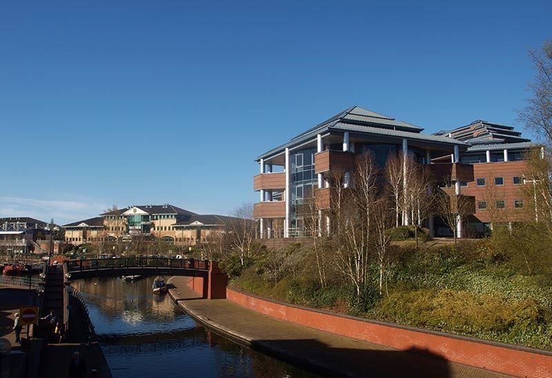 1 bed flat for sale in Waterfront West, Brierley Hill DY5, £130,000