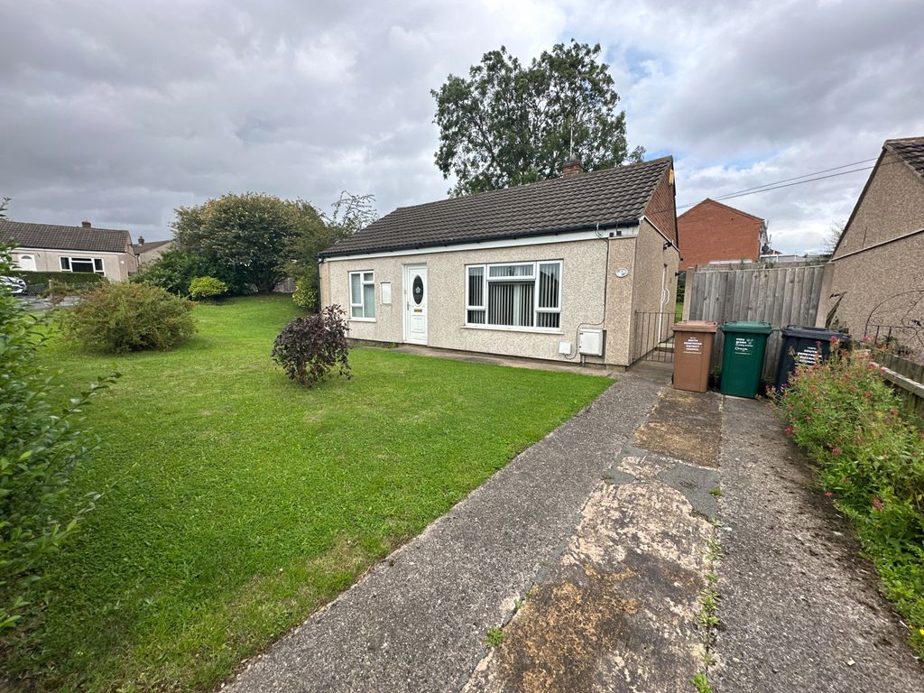 2 bed bungalow for sale in St. Johns Drive, Newhall, Swadlincote DE11, £180,000