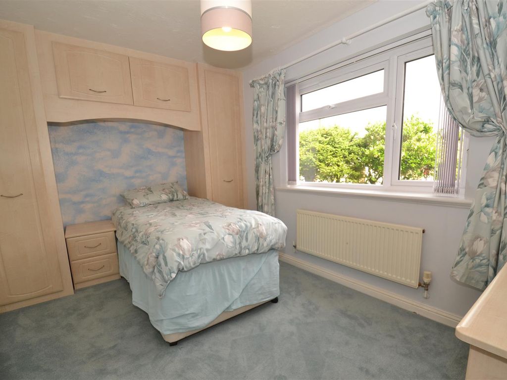 2 bed flat for sale in Bewick Court, Clayton Heights, Bradford BD6, £109,950