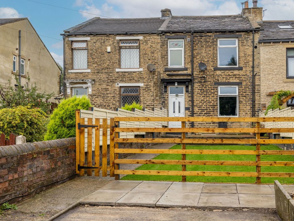 1 bed terraced house for sale in Garden Field, Wyke, Bradford BD12, £103,000