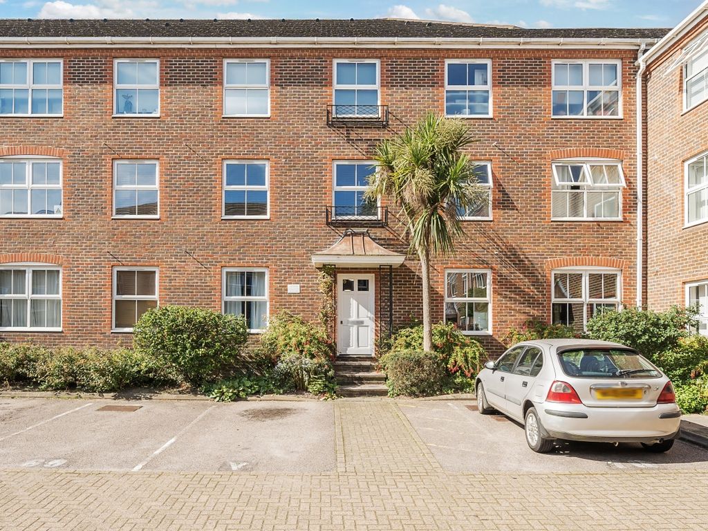 1 bed flat for sale in Paxton Road, London SE23, £250,000