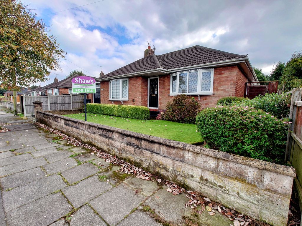 2 bed detached bungalow for sale in Derby Road, Talke, Stoke-On-Trent ST7, £165,000