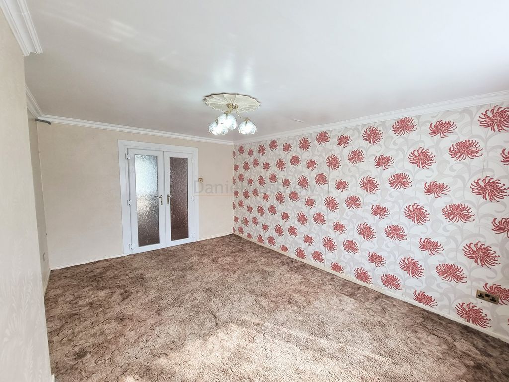 4 bed detached house for sale in Maes Talcen, Brackla, Bridgend, Bridgend County. CF31, £249,950