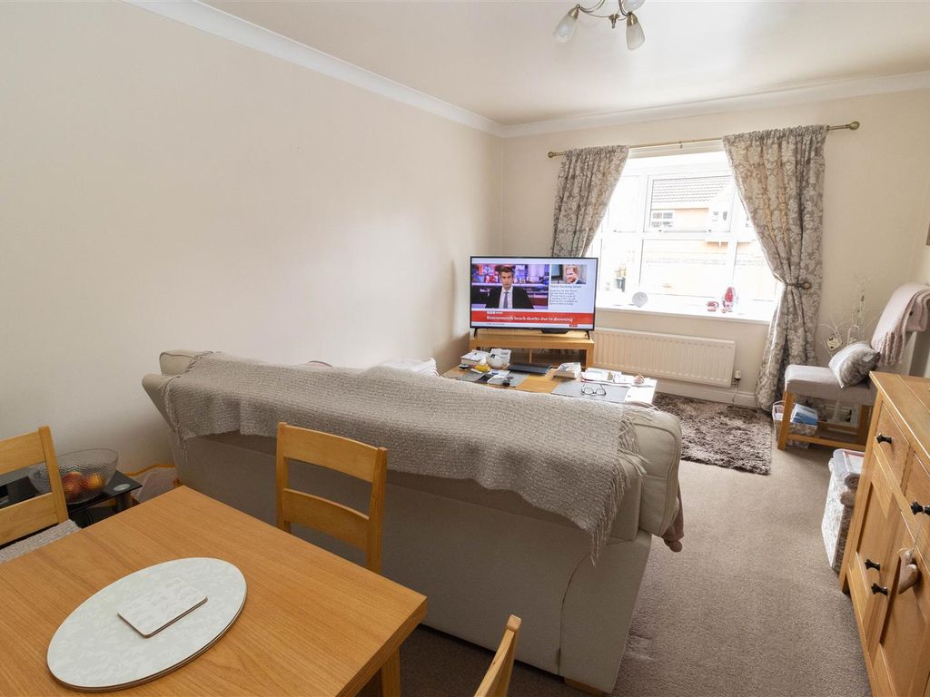 2 bed flat for sale in Hillheads Court, Whitley Bay NE25, £140,000