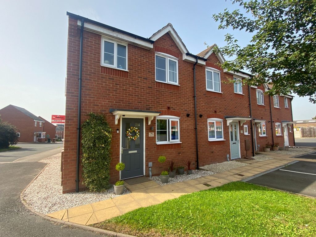 3 bed semi-detached house for sale in Wedgewood Way, Swadlincote DE11, £199,950