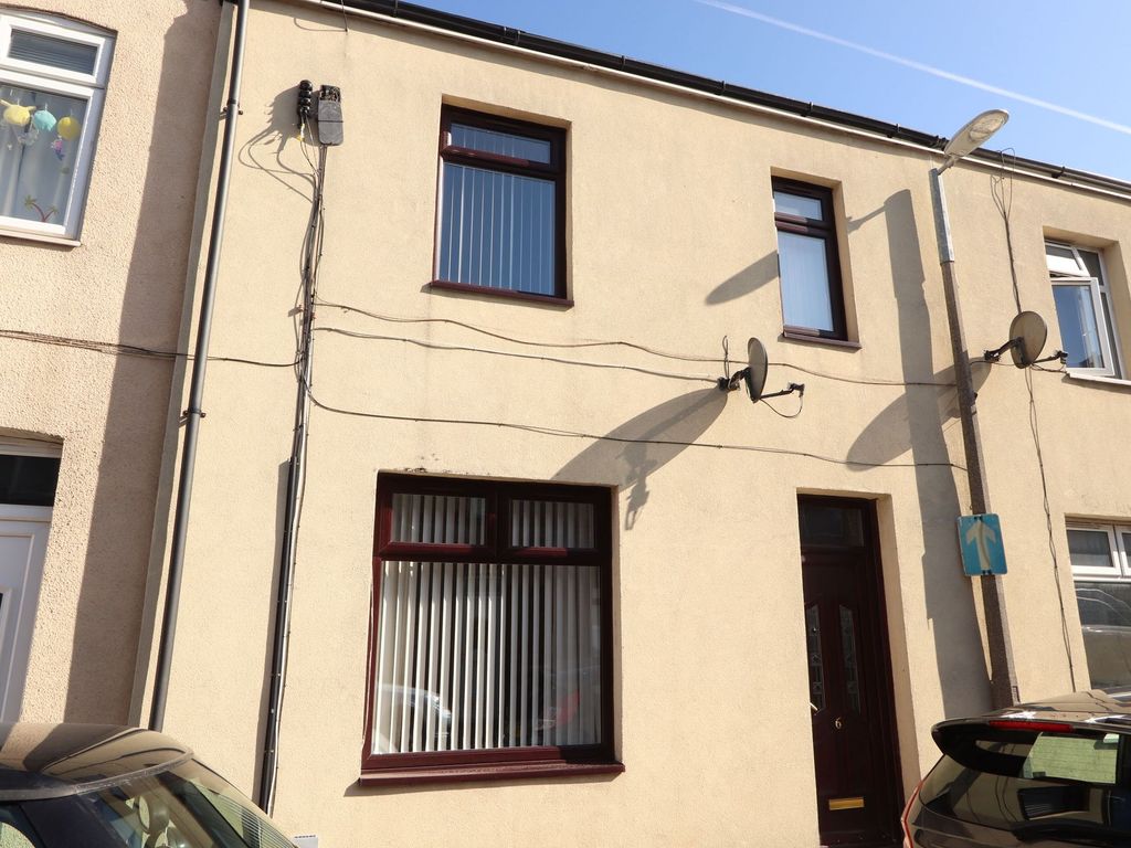 2 bed terraced house for sale in Caroline Street, Irlam M44, £155,000