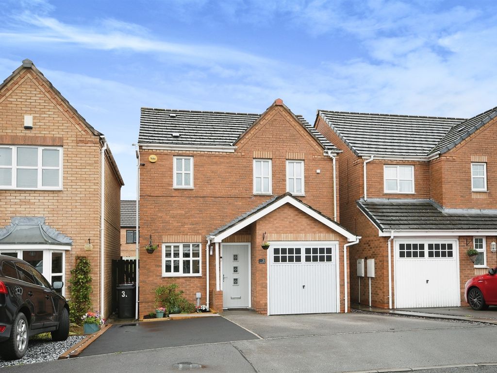3 bed detached house for sale in Bloomery Way, Clay Cross, Chesterfield S45, £210,000