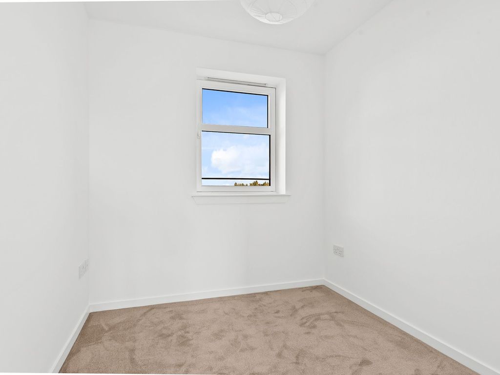 2 bed flat for sale in Main Street, Kirkliston EH29, £135,000