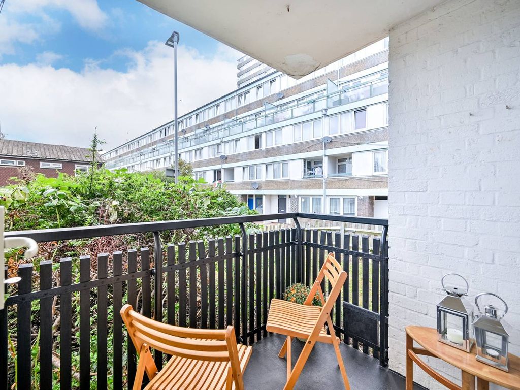 1 bed flat for sale in Cambridge Grove Road, Kingston, Kingston Upon Thames KT1, £190,000