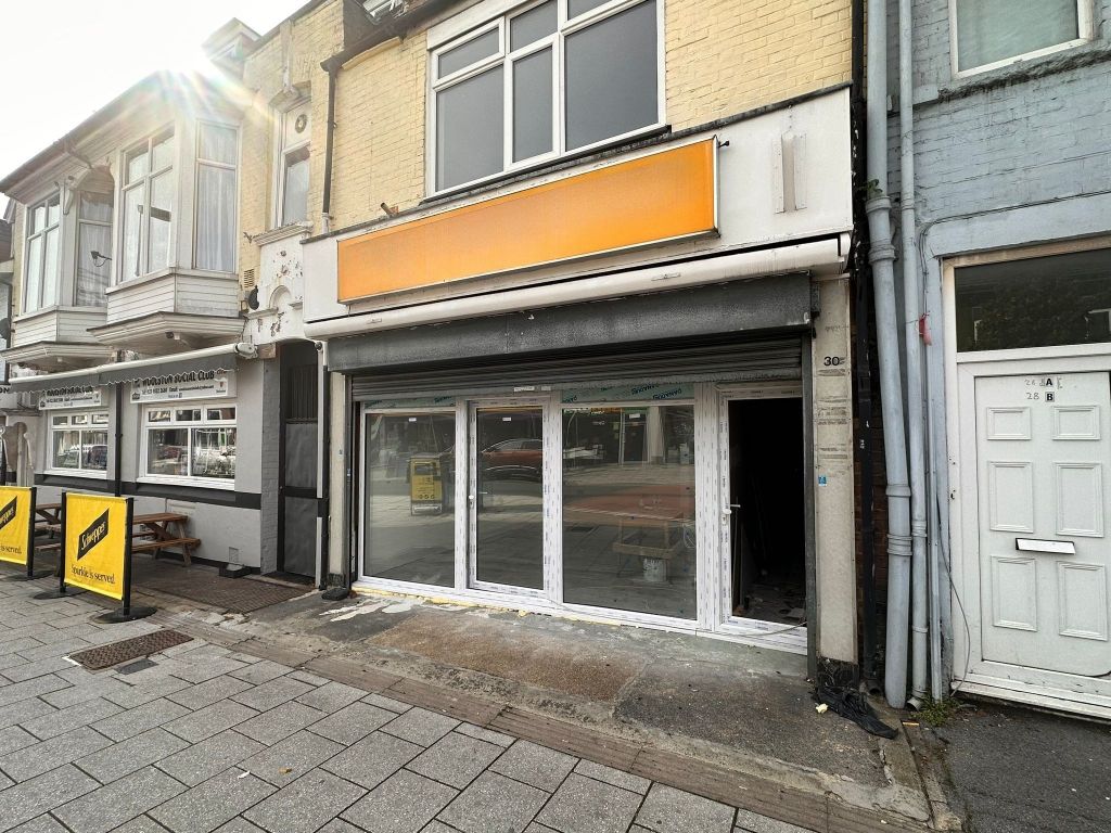 Retail premises for sale in Victoria Road, Southampton SO19, £250,000