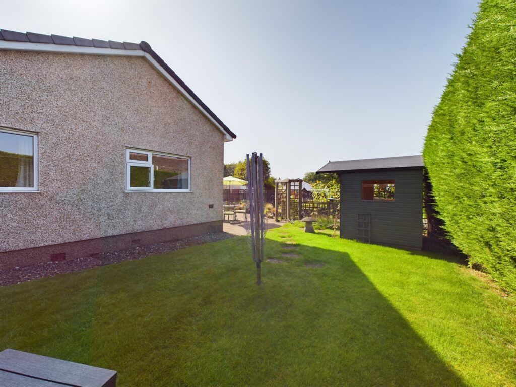 4 bed detached bungalow for sale in St. Lukes Avenue, Carluke ML8, £218,000