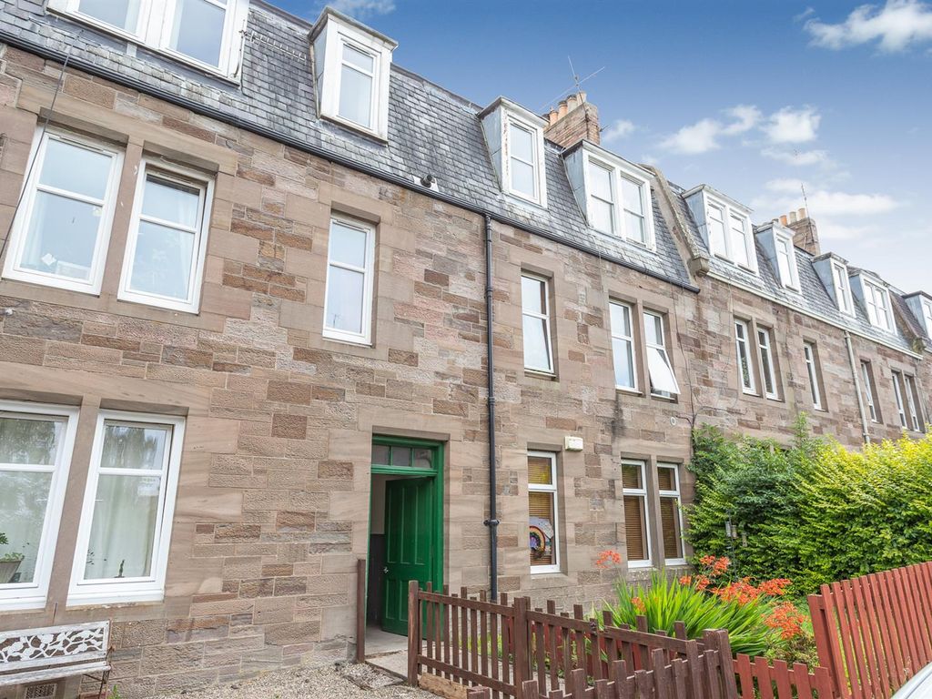 2 bed flat for sale in Hawarden Terrace, Perth PH1, £74,950