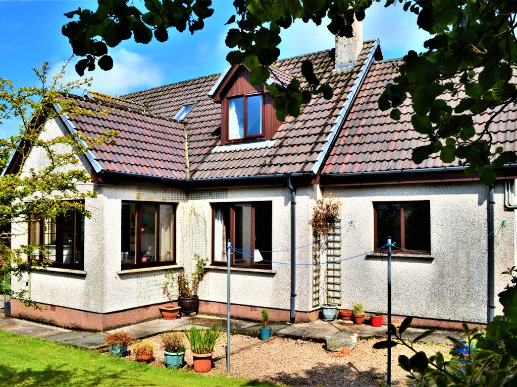 3 bed detached house for sale in Melbost, Isle Of Lewis HS2, £225,000
