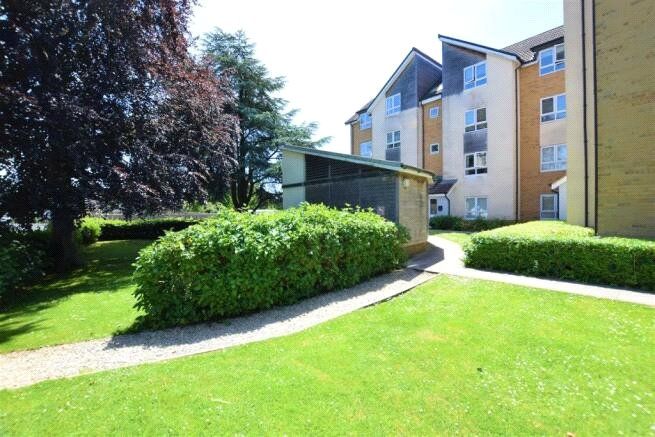 2 bed flat for sale in Marissal Road, Henbury, Bristol BS10, £220,000