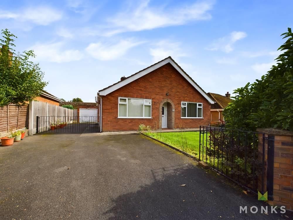 2 bed detached bungalow for sale in Drawwell Lane, Wem, Shrewsbury SY4, £315,000