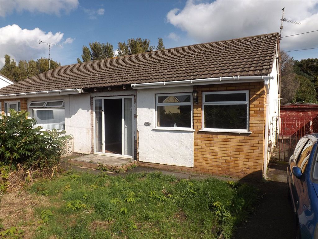 2 bed bungalow for sale in Winchester Drive, Prestatyn, Denbighshire LL19, £120,000