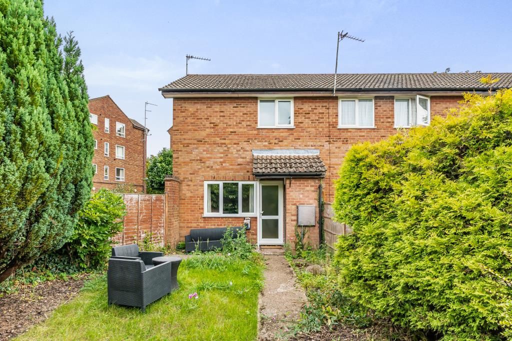 1 bed end terrace house for sale in Amersham, Buckinghamshire HP6, £325,000