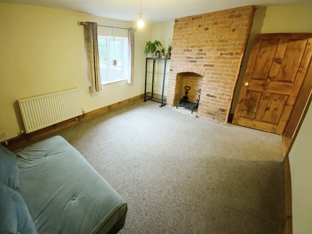 2 bed cottage for sale in Long Street, Great Gonerby, Grantham NG31, £200,000