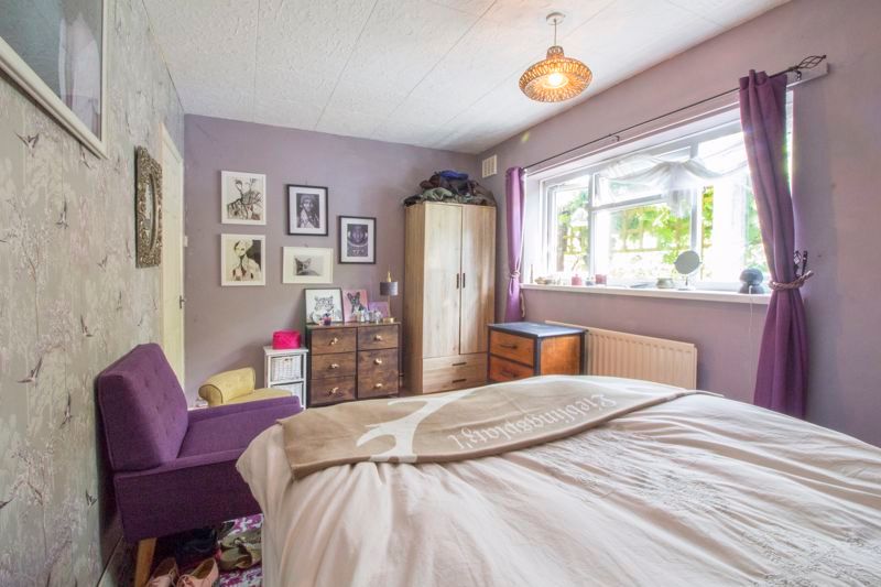 2 bed flat for sale in Dickens Avenue, Llanrumney, Cardiff CF3, £150,000