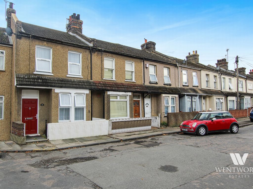 3 bed terraced house for sale in Angle Road, Grays RM20, £284,995