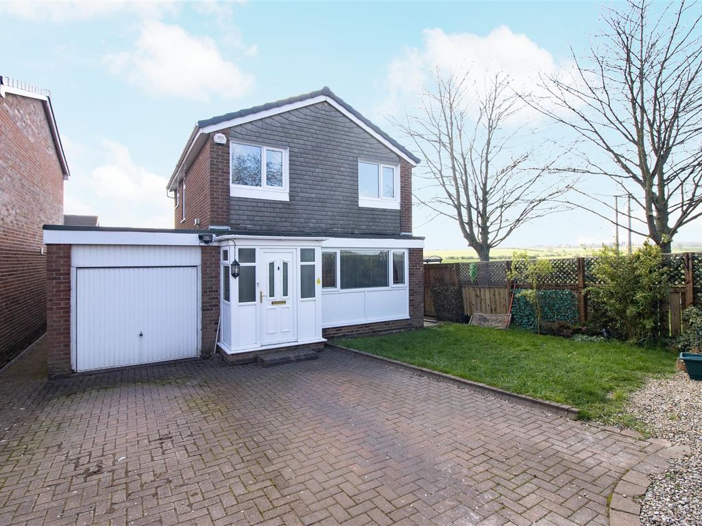 3 bed detached house for sale in Walden Close, Ouston, Chester Le Street DH2, £230,000