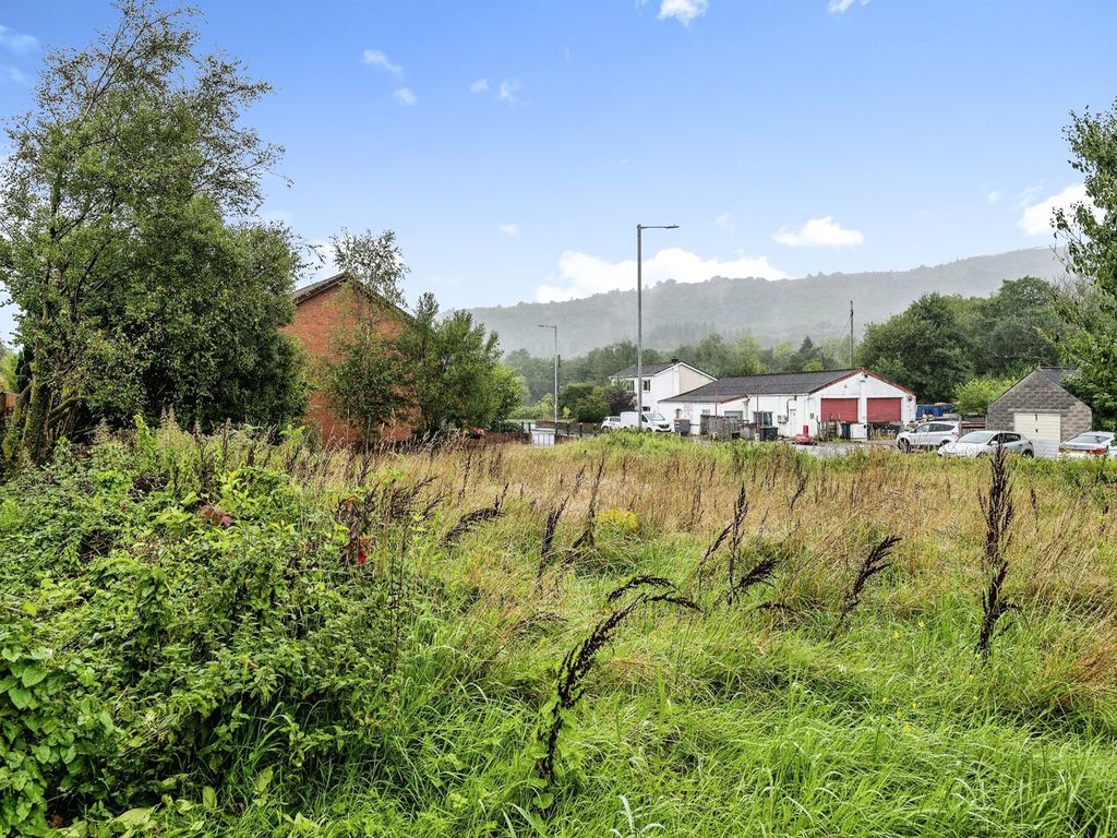 Land for sale in Nant Celyn, Crynant, Neath SA10, £80,000