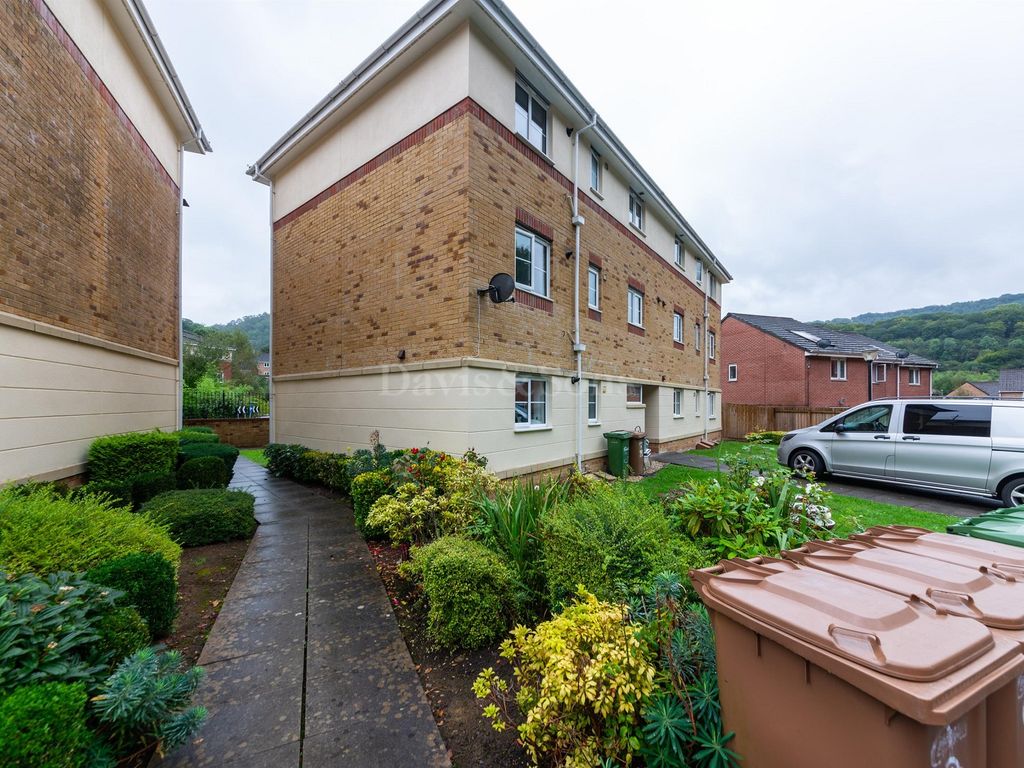2 bed flat for sale in 2 Coed Celynen Drive, Abercarn, Newport. NP11, £117,000