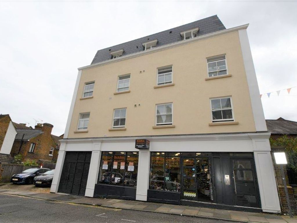 1 bed flat for sale in Ward Street, Guildford GU1, £325,000