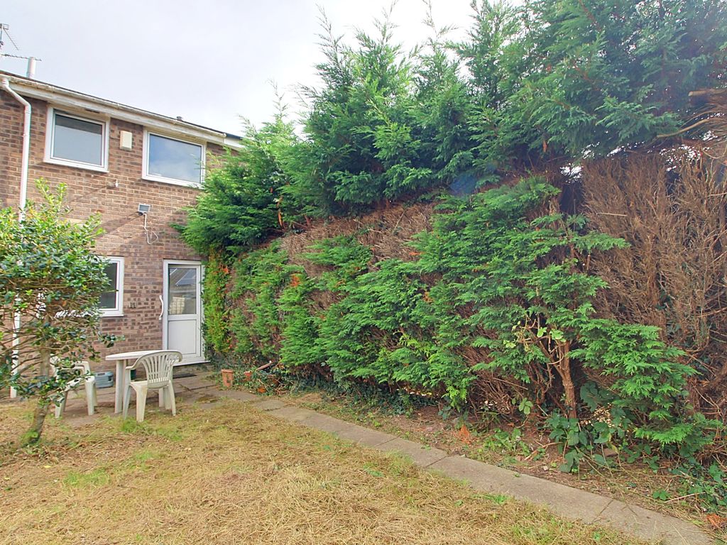 2 bed property for sale in Lyncroft Close, Old St. Mellons, Cardiff CF3, £175,000