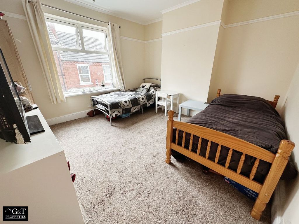 2 bed end terrace house for sale in Castleton Street, Netherton, Dudley DY2, £190,000