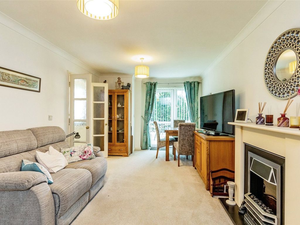 1 bed flat for sale in Harbour Road, Portishead, Bristol, Somerset BS20, £225,000