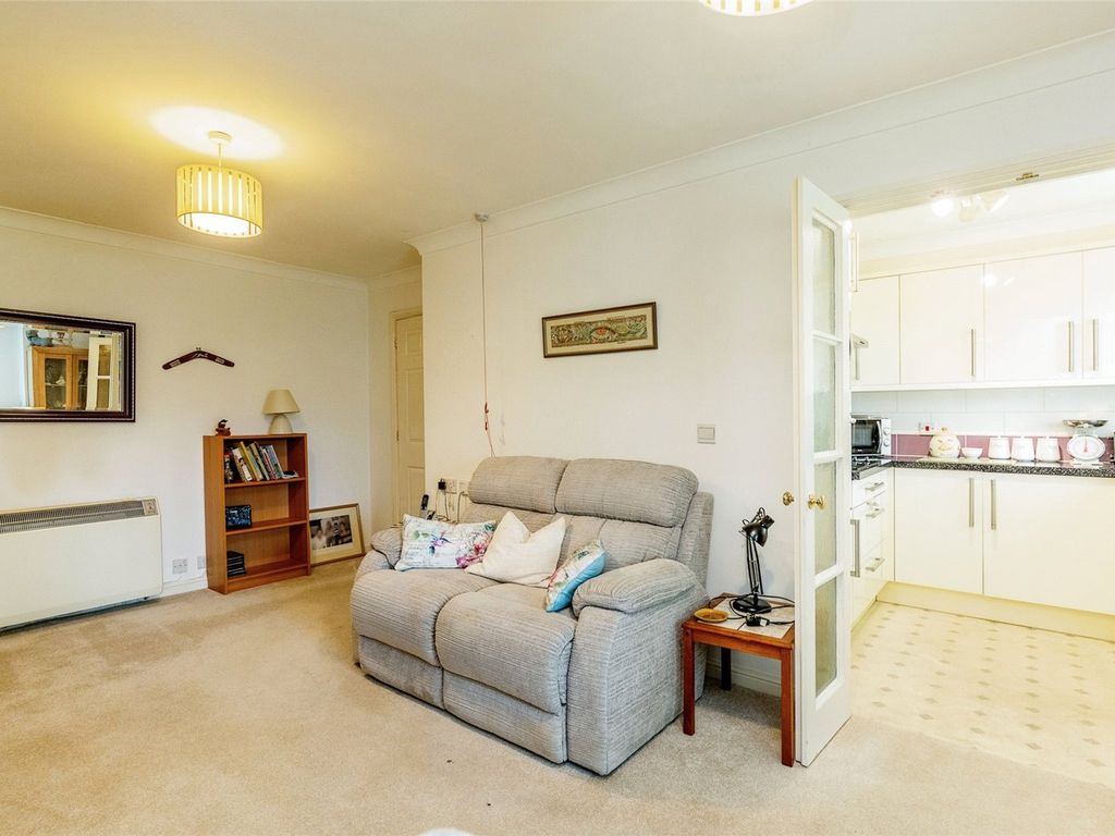 1 bed flat for sale in Harbour Road, Portishead, Bristol, Somerset BS20, £225,000