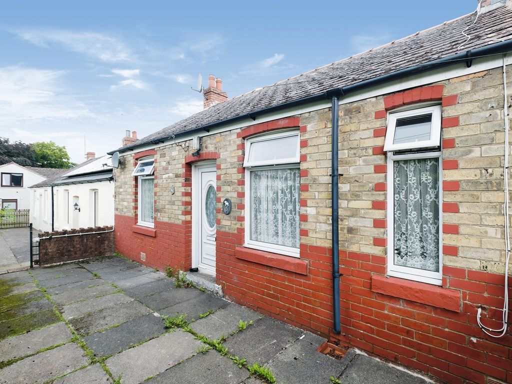 2 bed terraced bungalow for sale in Lowfield Bungalows, Maryport CA15, £115,000