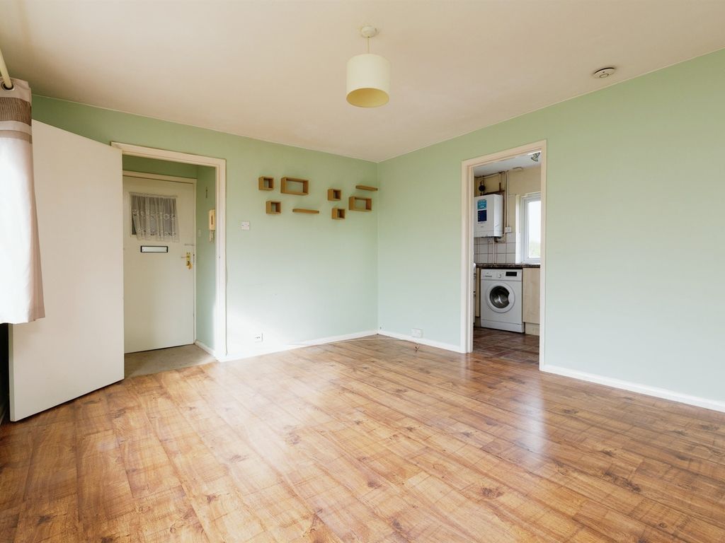 1 bed flat for sale in Valley Road, Tunbridge Wells TN4, £140,000