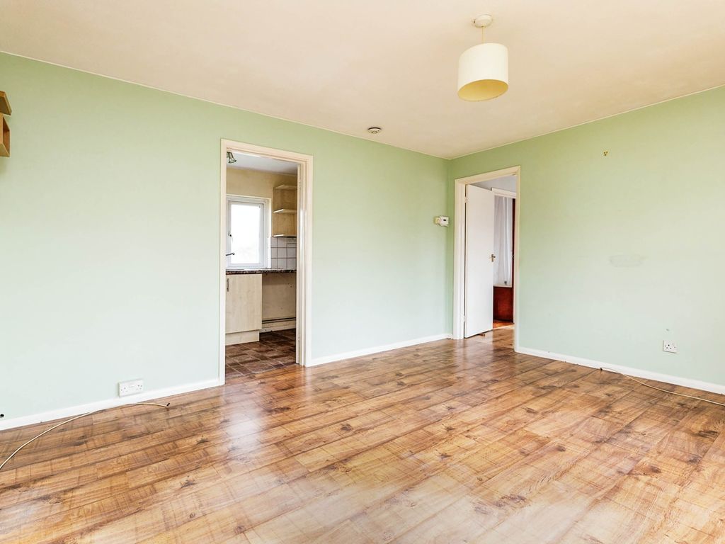 1 bed flat for sale in Valley Road, Tunbridge Wells TN4, £140,000