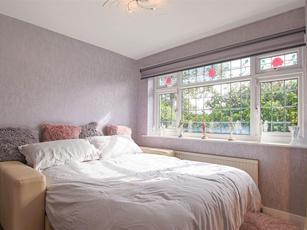 3 bed detached house for sale in Harridge Avenue, Shawclough, Rochdale OL12, £325,000