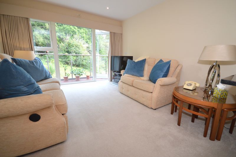 2 bed property for sale in Wispers Lane, Haslemere GU27, £250,000