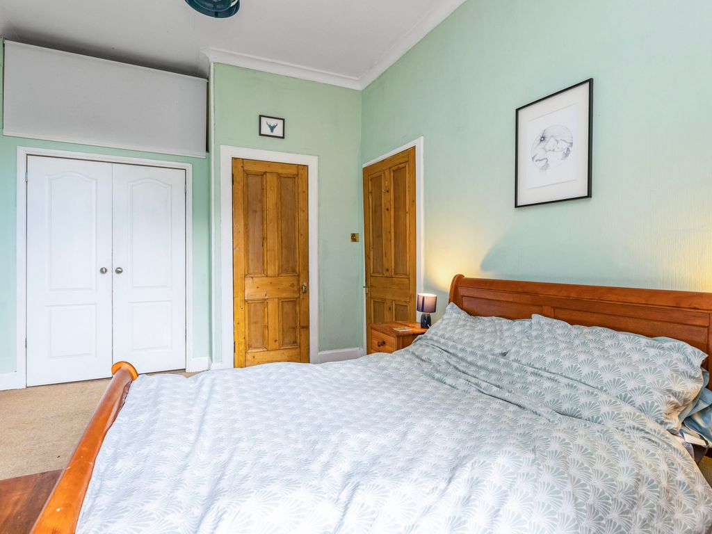 2 bed flat for sale in 132 (1F3), Easter Road, Easter Road, Edinburgh EH7, £225,000