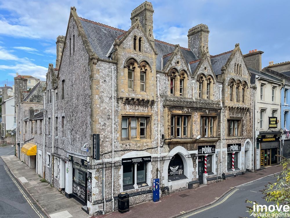 2 bed flat for sale in Market Street, Torquay TQ1, £110,000