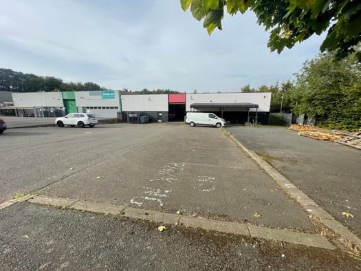 Light industrial for sale in Edgemead Close, Round Spinney Industrial Estate, Northampton, Northamptonshire NN3, Non quoting