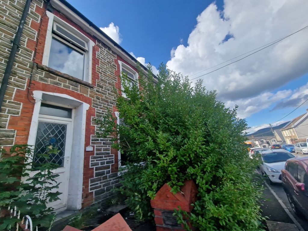 4 bed end terrace house for sale in 7 Prosser Street, Mountain Ash, Mid Glamorgan CF45, £50,000