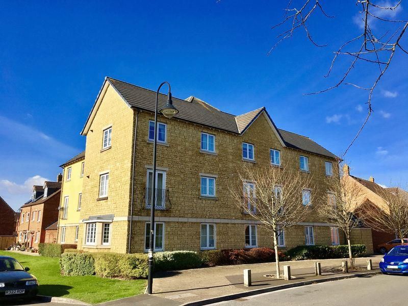 2 bed flat for sale in Carousel Lane, Weston-Super-Mare BS24, £165,000