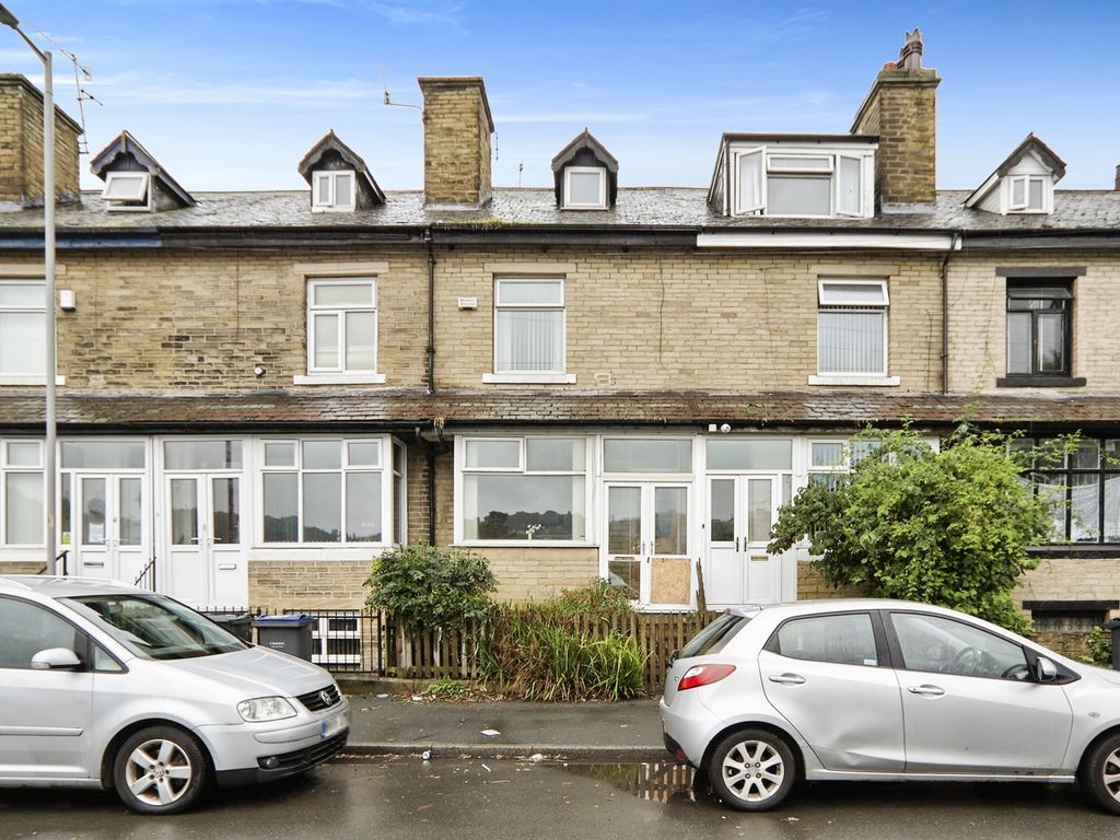 3 bed terraced house for sale in Salisbury Road, Frizinghall, Bradford BD9, £80,000