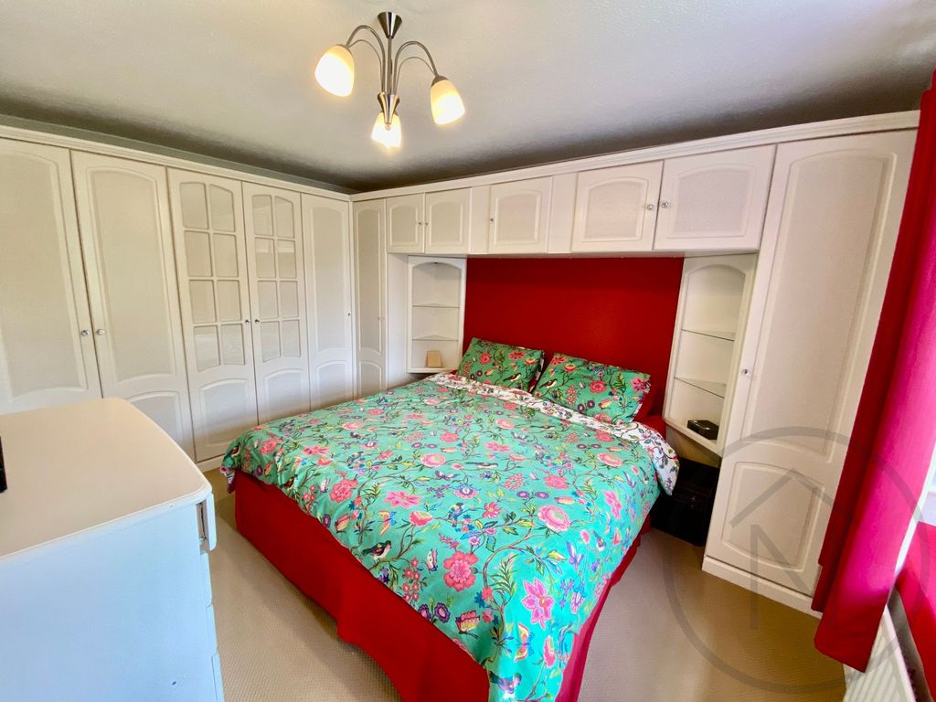 4 bed semi-detached house for sale in Zetland Hunt, Newton Aycliffe DL5, £180,000
