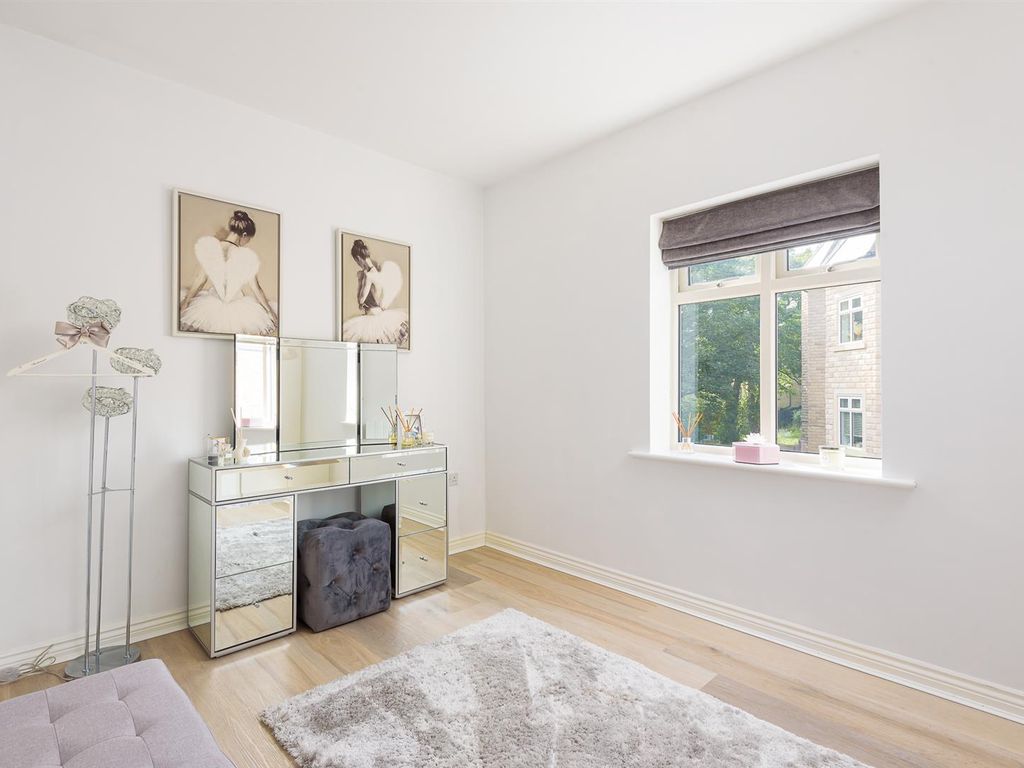 2 bed flat for sale in Woolley House, Hawthorne Mews S10, £245,000