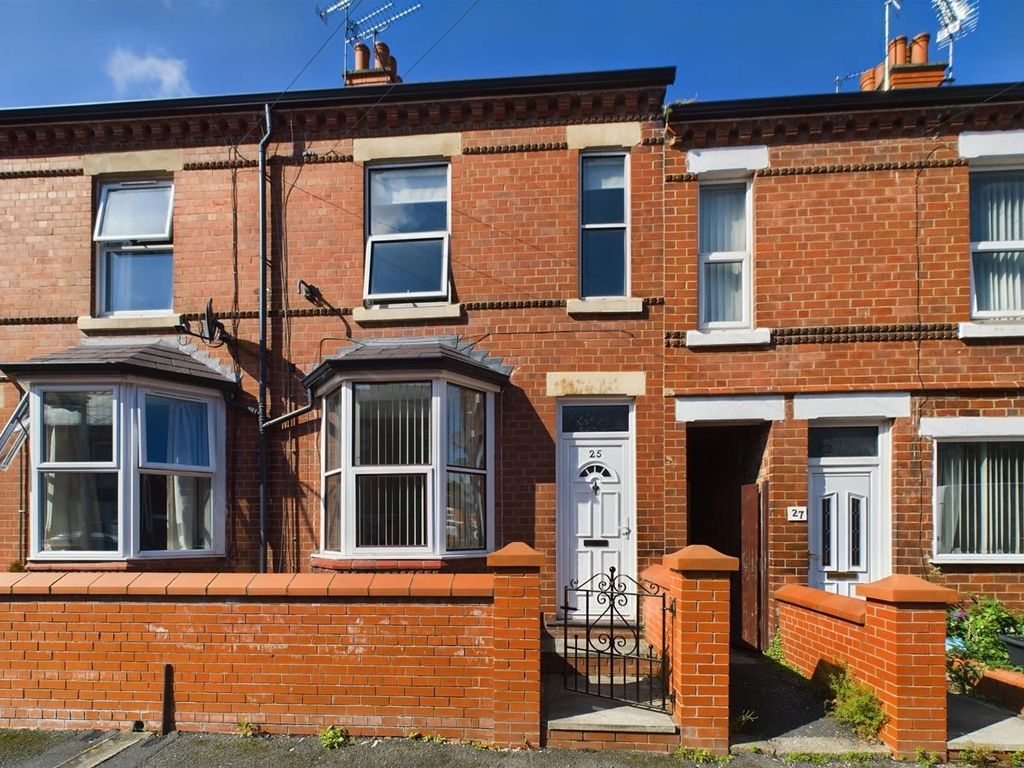 2 bed terraced house for sale in Palmer Street, Wrexham LL13, £125,000