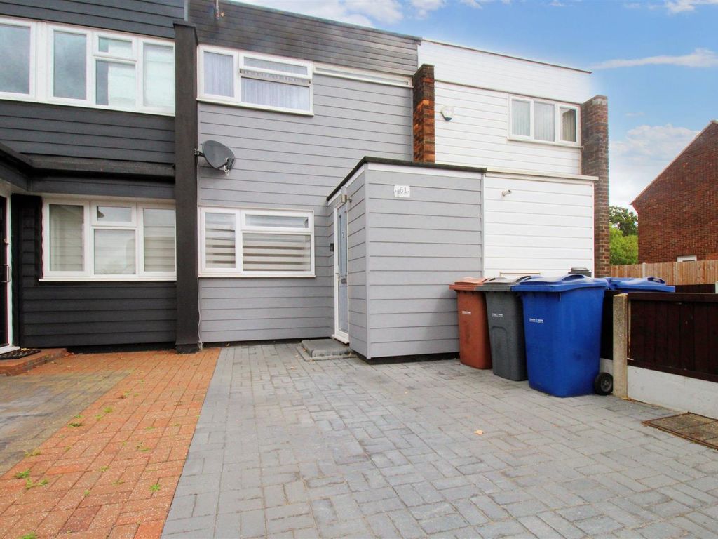 2 bed property for sale in St. Peters Road, Chadwell St. Mary, Grays RM16, £290,000