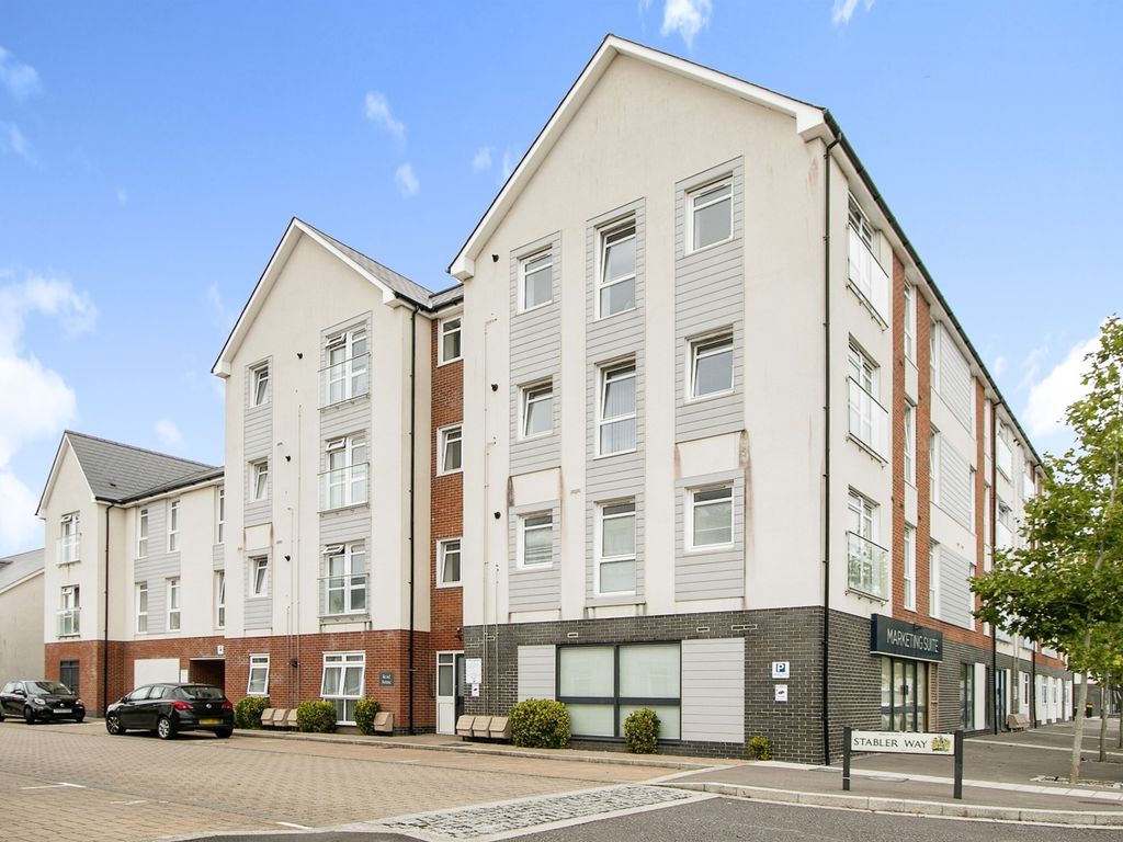 2 bed flat for sale in Stabler Way, Poole BH15, £190,000