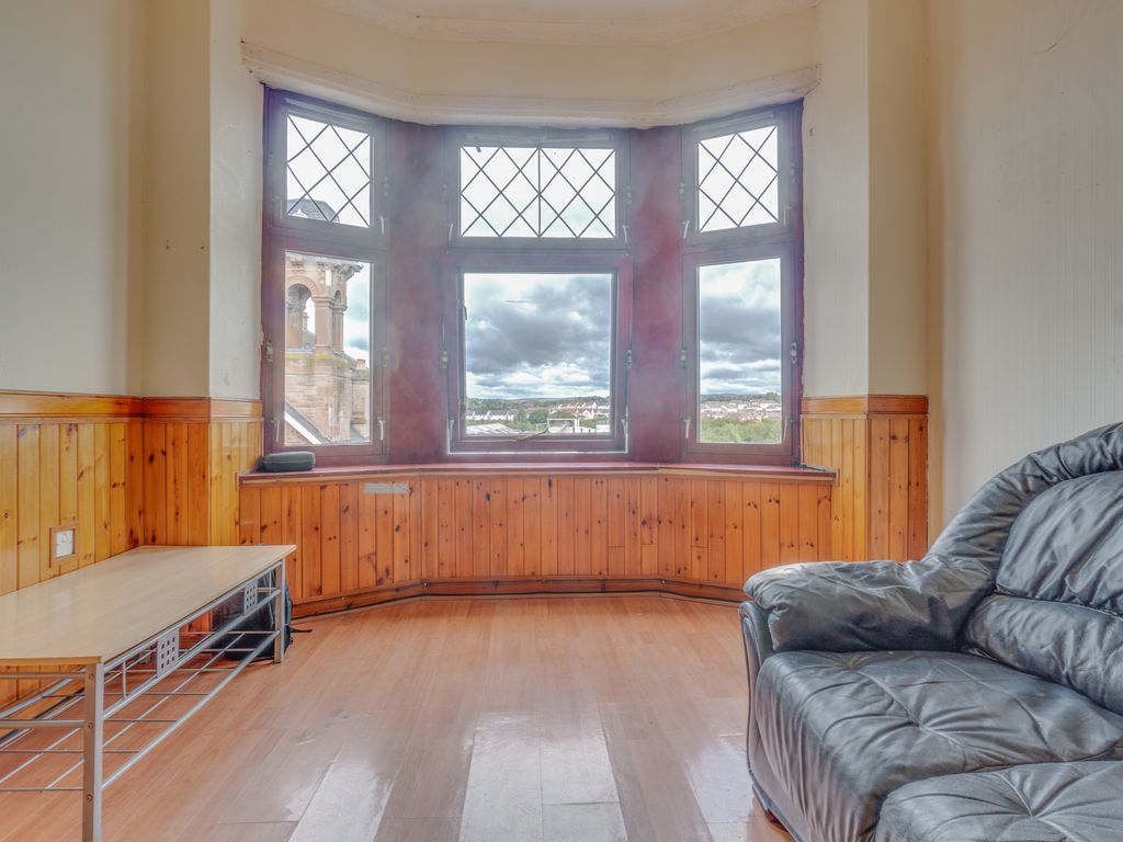 2 bed flat for sale in Westmuir Street, Glasgow G31, £52,000