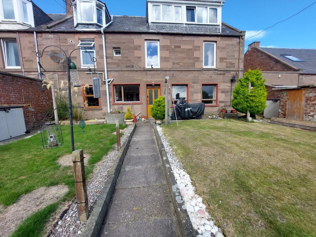 3 bed flat for sale in India Street, Montrose DD10, £55,000
